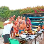 Casa de hóspedes Sandycamps Surf House *