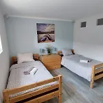Sandycamps Surf House