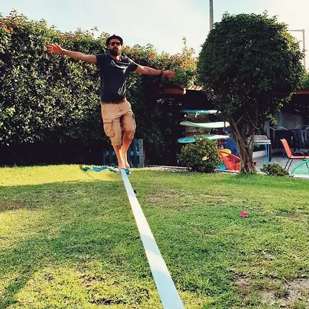 Гостевой дом Sandycamps Surf House *