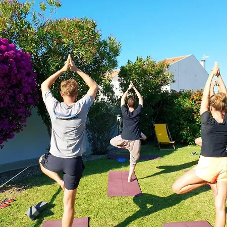 Sandycamps Surf House * Балеал