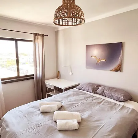 Sandycamps Surf House Гостевой дом *