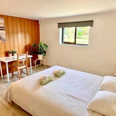 Sandycamps Surf House Baleal